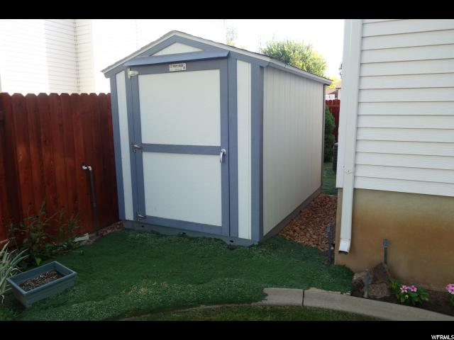 4935 S 3000 W, Roy, UT 84067 — photo 10