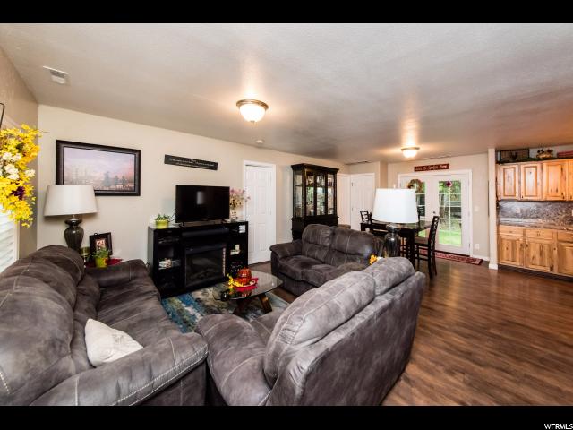 208 W 150 N, Providence, UT 84332 — photo 9