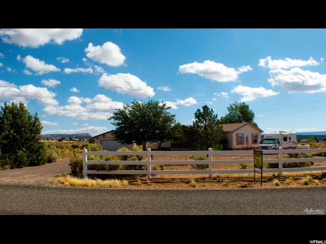 1375 S Desert View Dr E, Kanab, UT 84741 — photo 3