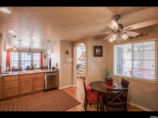 1033 E Daybreak Dr, South Ogden, UT 84403 — photo 7