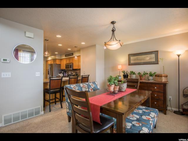 1033 E Daybreak Dr, South Ogden, UT 84403 — photo 10