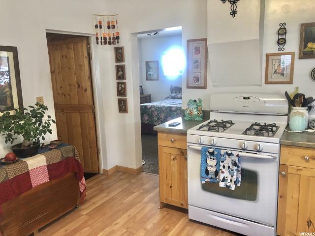 77 N 5th St E, Tooele, UT 84074 — photo 3
