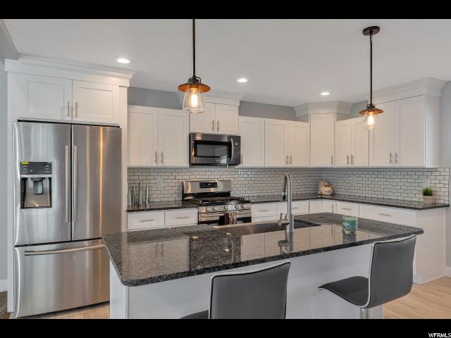 696 W 100 N, Layton, UT 84041 — photo 7