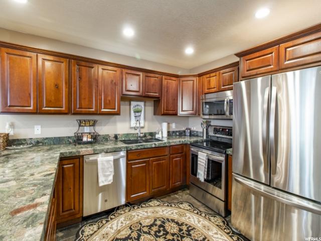 1668 N Pages Pl, Bountiful, UT 84010 — photo 10