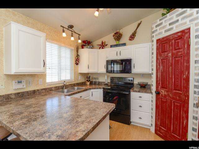 1445 N Fowler, Ogden, UT 84404 — photo 8