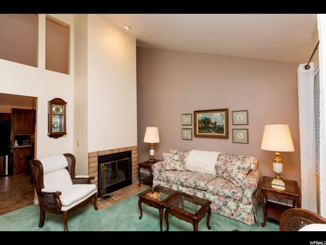 567 Applewood Dr, Bountiful, UT 84010 — photo 2