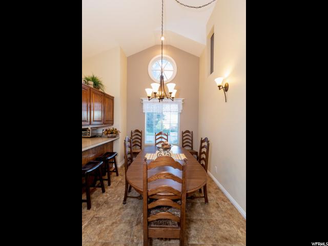 567 Applewood Dr, Bountiful, UT 84010 — photo 3