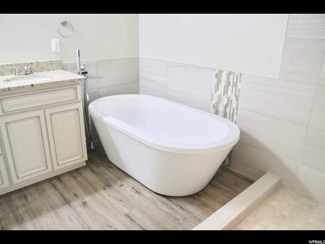 857 E Oak Ct, Tooele, UT 84074 — photo 9