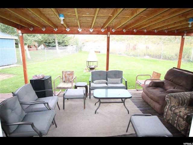 194 E Roosevelt Ave, Inkom, ID 83245 — photo 10
