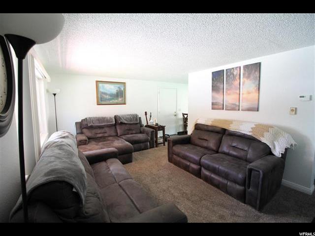 194 E Roosevelt Ave, Inkom, ID 83245 — photo 6