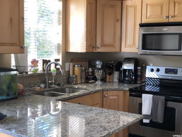 2097 W 2220 N, Clinton, UT 84015 — photo 10