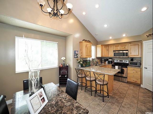 2097 W 2220 N, Clinton, UT 84015 — photo 6