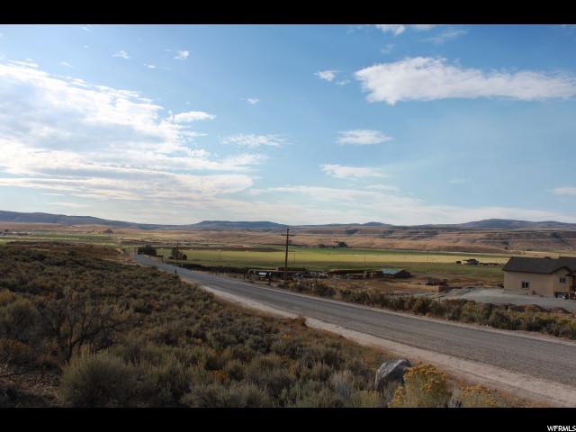 2 E Highline Rd S #2, Fremont, UT 84747 — photo 7