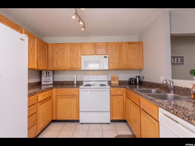 2018 N 2095 W, Clinton, UT 84015 — photo 10