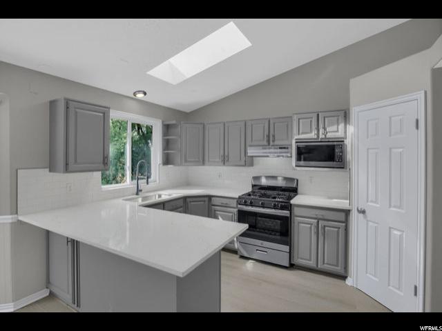 3091 N 2250 E, Layton, UT 84040 — photo 4