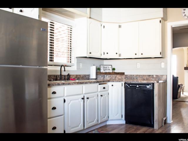 64 S 100 E, Salina, UT 84654 — photo 9