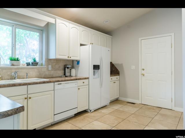 489 E 200 S, Hyrum, UT 84319 — photo 10