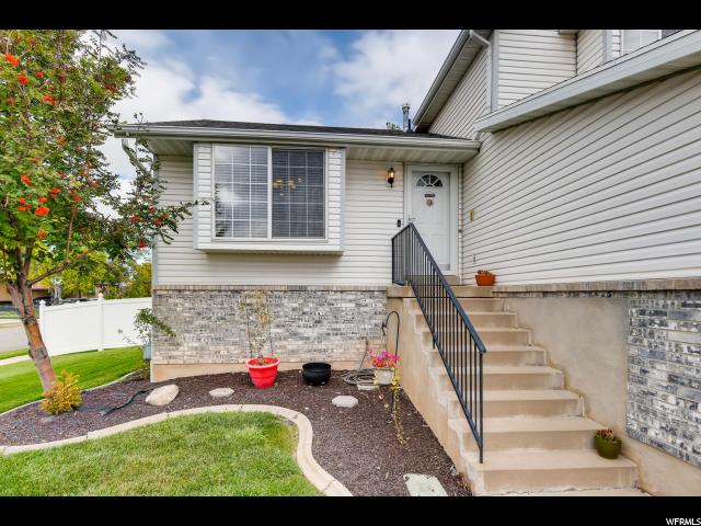 688 W 2050 N, Clinton, UT 84015 — photo 4