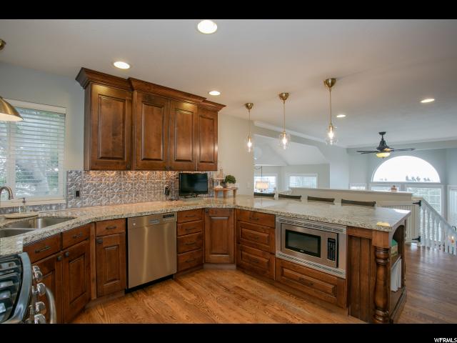 3763 S Monterey Cir E, Bountiful, UT 84010 — photo 2