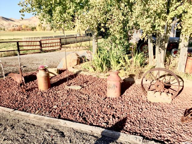 772 N Main St E, Henefer, UT 84033 — photo 5
