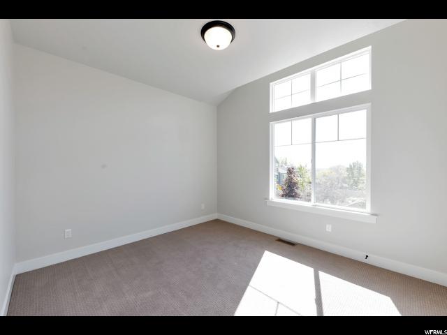 790 E 800 S, Centerville, UT 84014 — photo 8