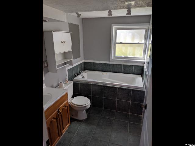 611 N 1360 W, Clinton, UT 84015 — photo 9