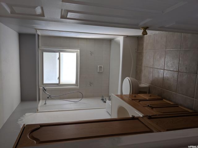611 N 1360 W, Clinton, UT 84015 — photo 8