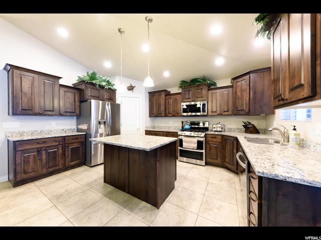 2484 N 1500 W, Clinton, UT 84015 — photo 10