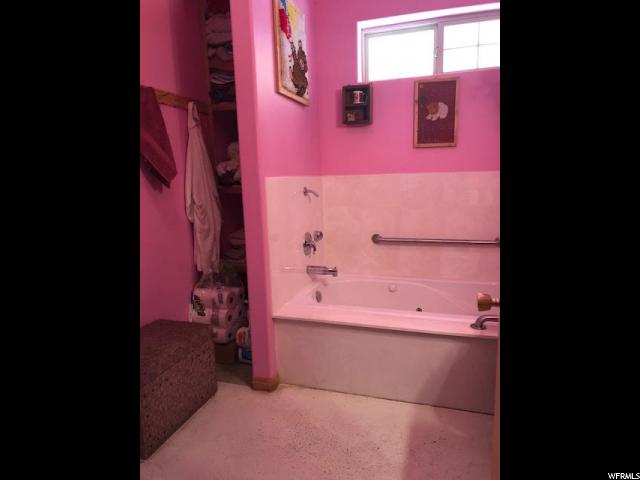 256 S 300 E, Blanding, UT 84511 — photo 8