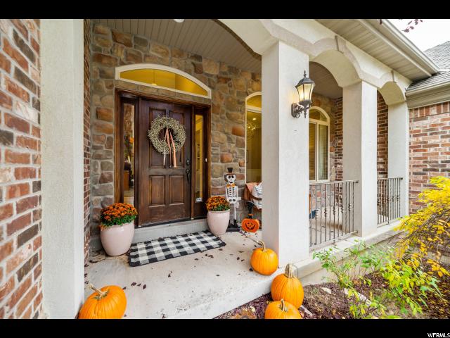 548 S Lofty Ln E, North Salt Lake, UT 84054 — photo 3