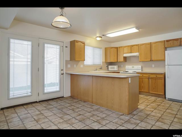 320 E 2350 N #11, North Ogden, UT 84414 — photo 7