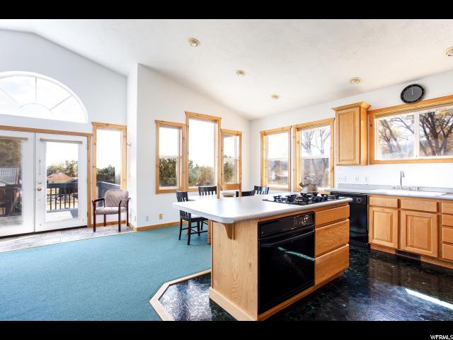 10 E Rustler St S, Teasdale, UT 84773 — photo 8