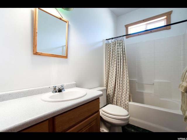 10 E Rustler St S, Teasdale, UT 84773 — photo 11