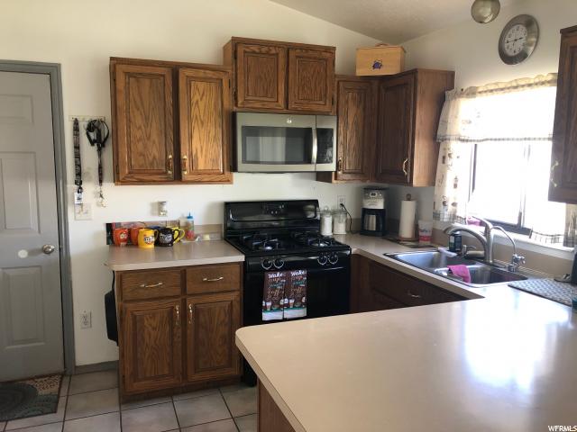 1206 W 1750 N, Clinton, UT 84015 — photo 3