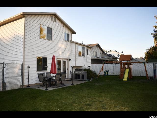 594 N 1300 W, Clinton, UT 84015 — photo 2