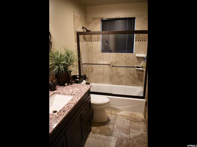 594 N 1300 W, Clinton, UT 84015 — photo 8