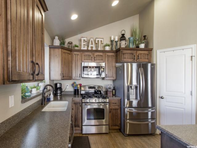 5544 S 1425 E, South Ogden, UT 84403 — photo 9