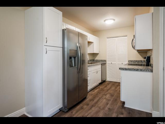 560 E Cobblestone Ln, Midvale, UT 84047 — photo 5
