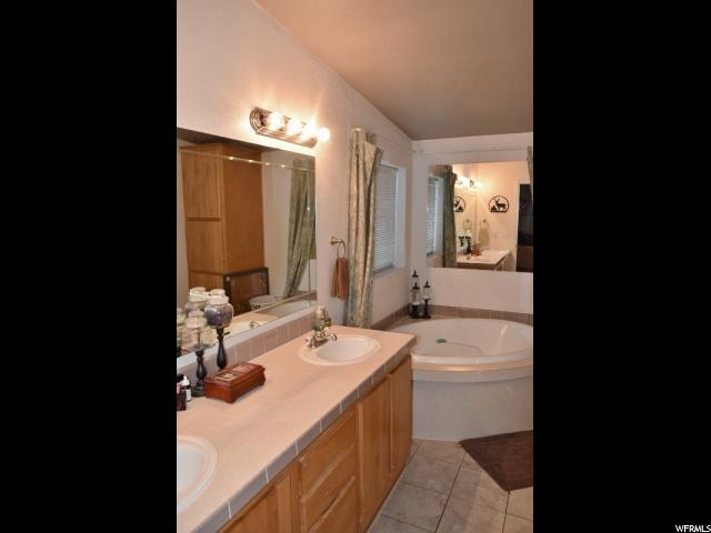 390 E Molen Rd, Ferron, UT 84523 — photo 8