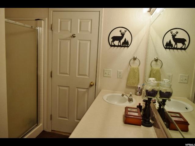 390 E Molen Rd, Ferron, UT 84523 — photo 10