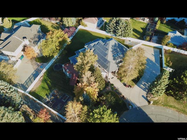 11 S Birchtree Ln E, Sandy, UT 84092 — photo 9