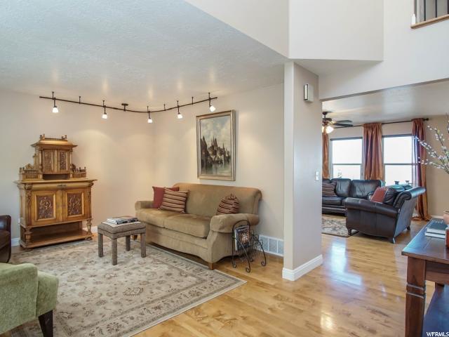 168 E Rolling Hills Dr, Centerville, UT 84014 — photo 12