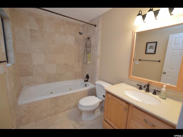 422 E Canyon Estates Cir S, Bountiful, UT 84010 — photo 7