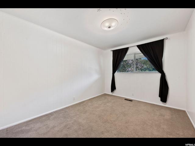 902 S 850 E, Bountiful, UT 84010 — photo 9