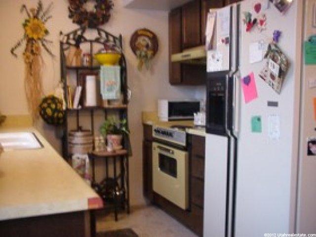 366 W Harvard Dr, Midvale, UT 84047 — photo 4
