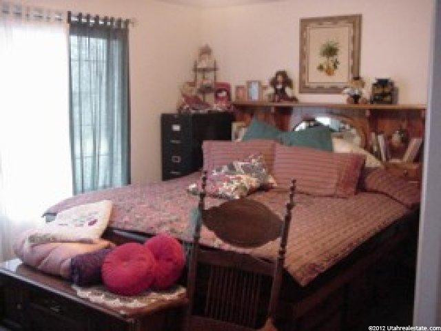 366 W Harvard Dr, Midvale, UT 84047 — photo 8