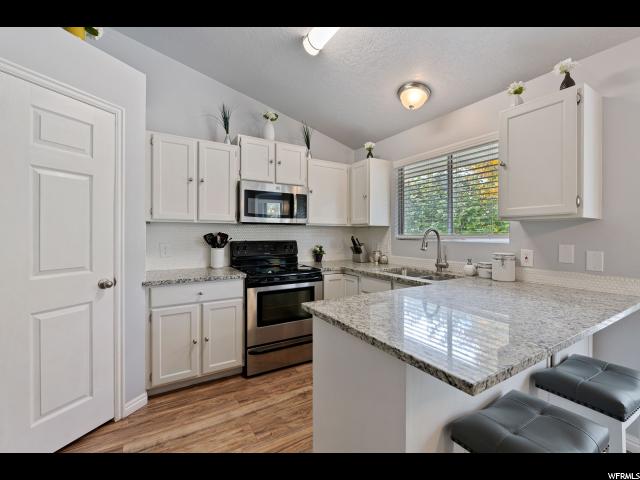 8252 S 560 E, Sandy, UT 84070 — photo 7