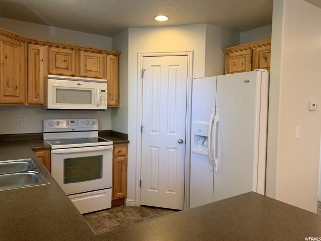 471 S Ladera Dr, Maeser, UT 84078 — photo 4
