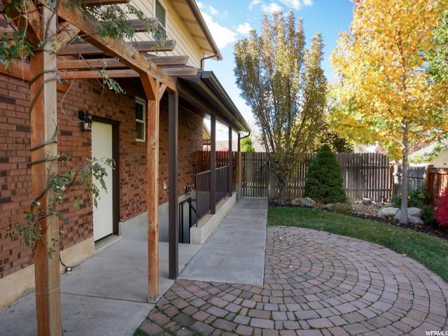 369 N 1150 E, Kaysville, UT 84037 — photo 2