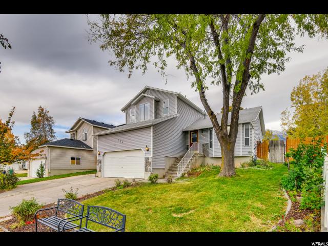 689 S Fox Run Dr E, Layton, UT 84041 — photo 2